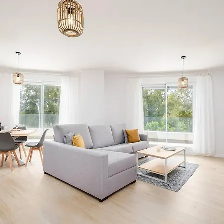 Modern 2 Bedroom Rooftop Pool + Gym Rdr328 Apartment